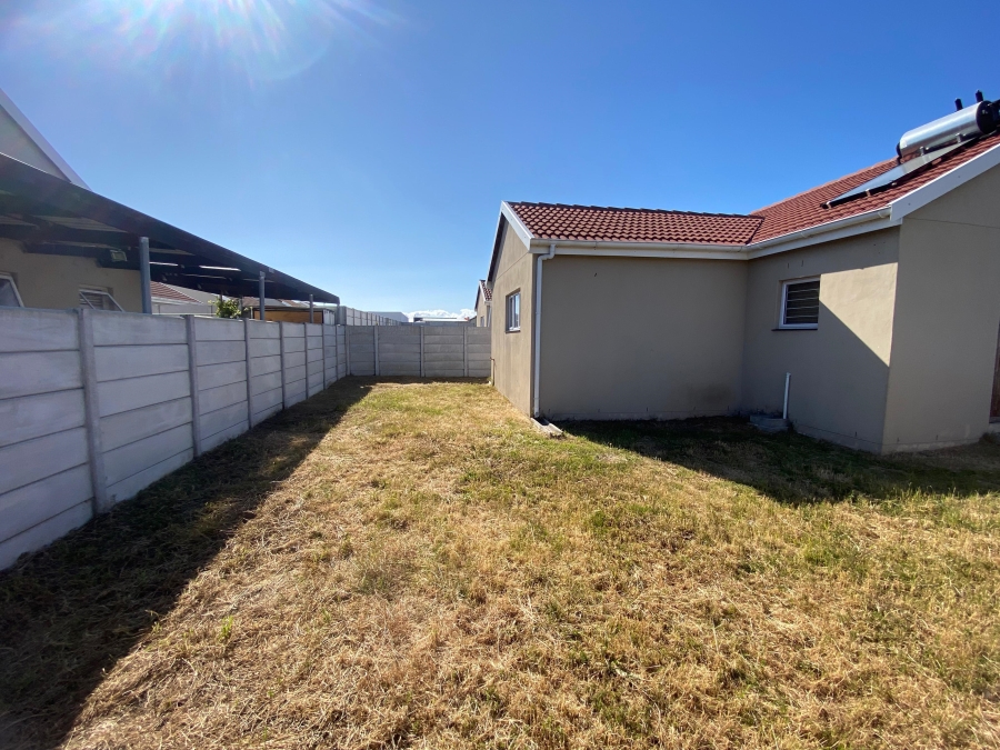 3 Bedroom Property for Sale in Pelican Park Western Cape